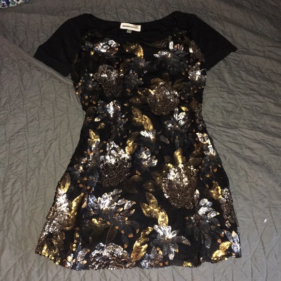 Anna Scholz Dresses & Skirts - Dress Anna Scholz Dresses & Skirts - Dress